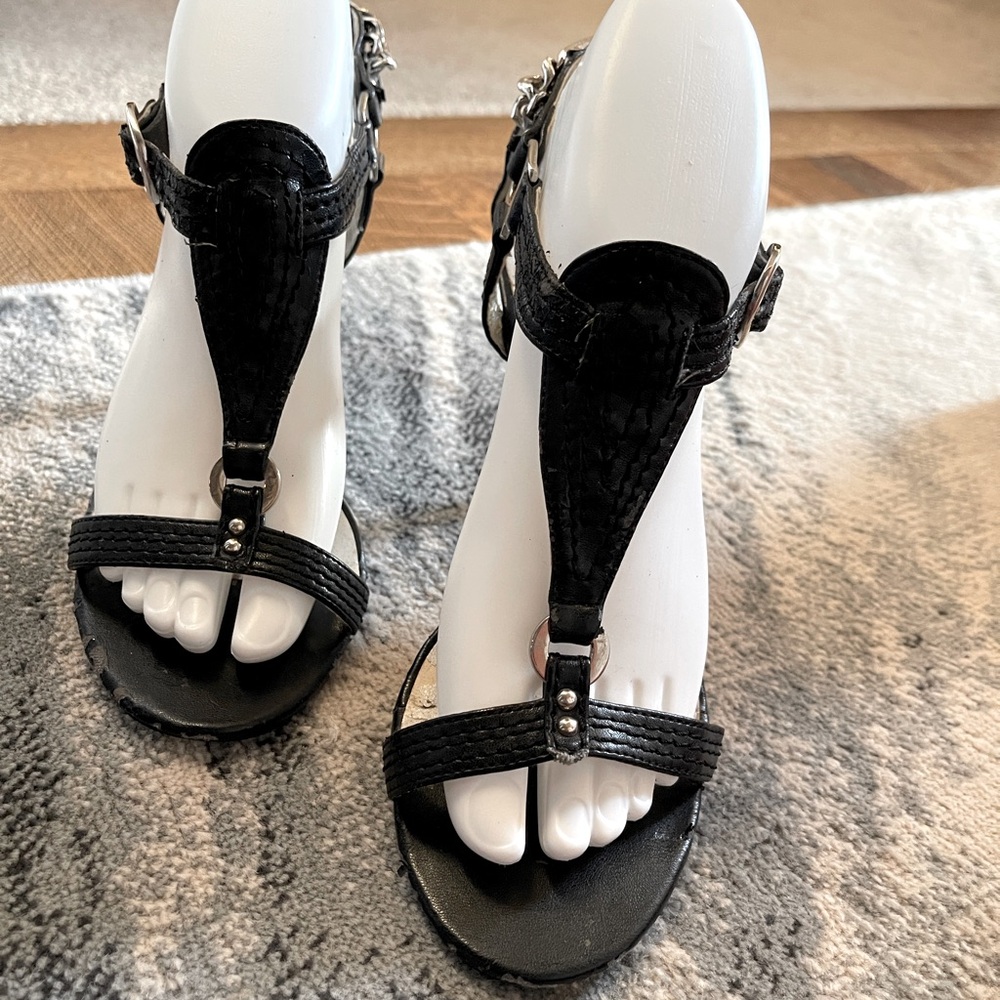 XOXO Black Sandals w/Silver Details, Size 7.5